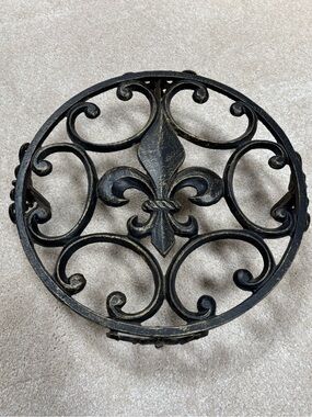 Cast Iron Fleur-de-Lis Ornate Plant Stand Black w Gold Accents Heavy Duty